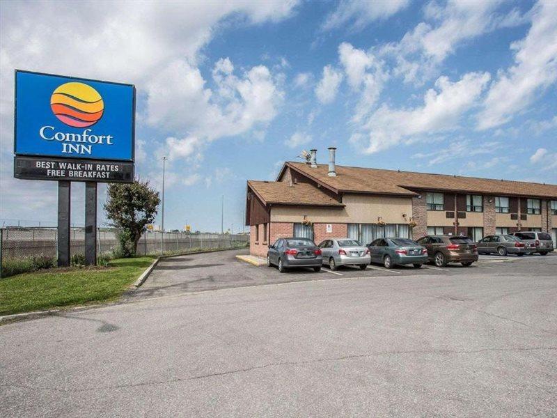 Comfort Inn Ottawa Exterior photo