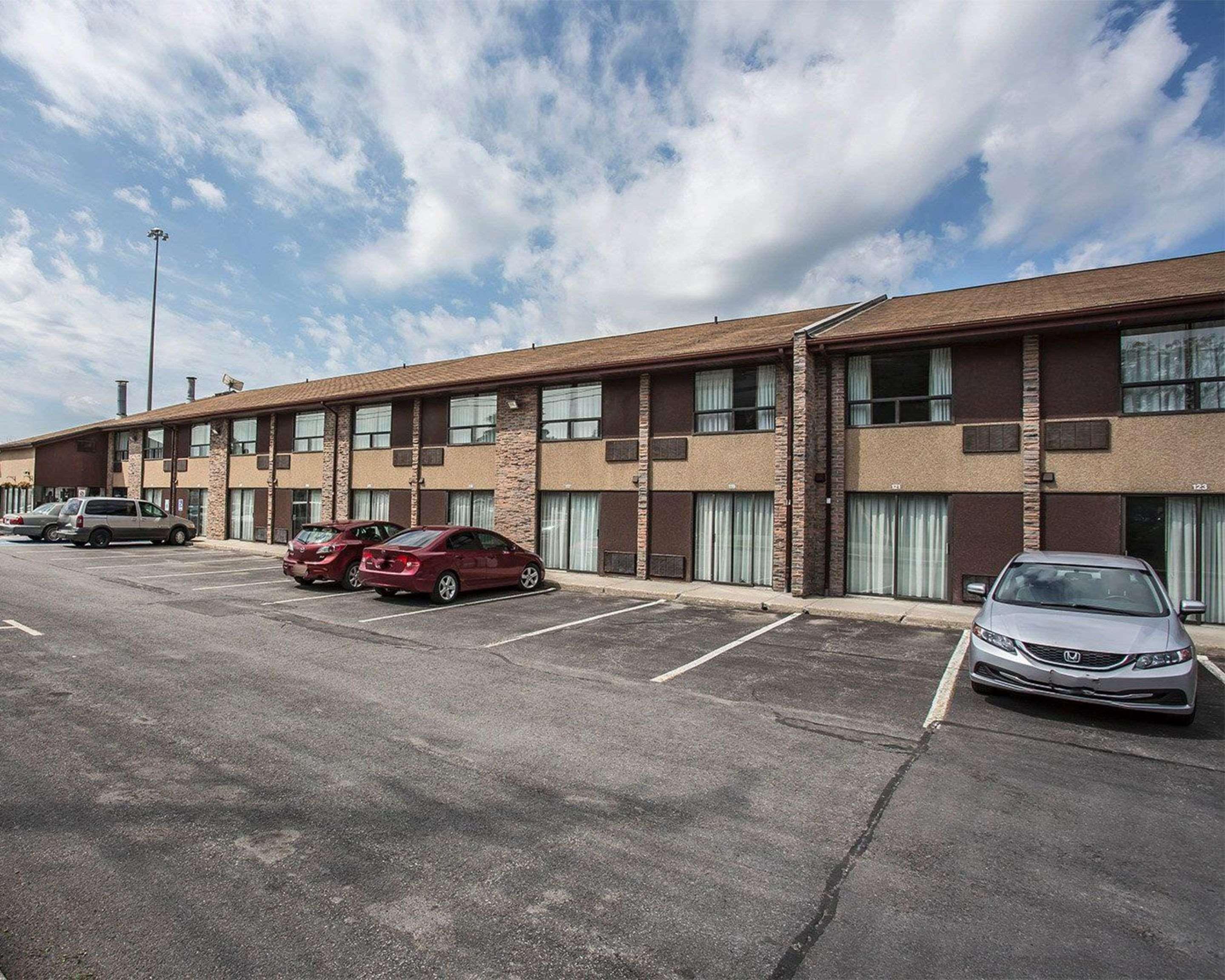 Comfort Inn Ottawa Exterior photo