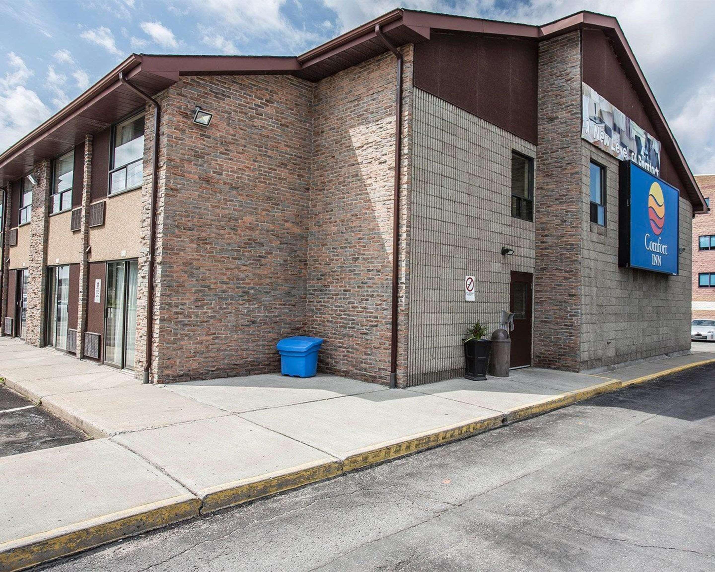 Comfort Inn Ottawa Exterior photo